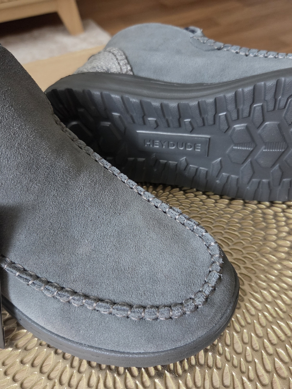 Hey Dude Woman's Gray Suede Casual Moccasin. No Box